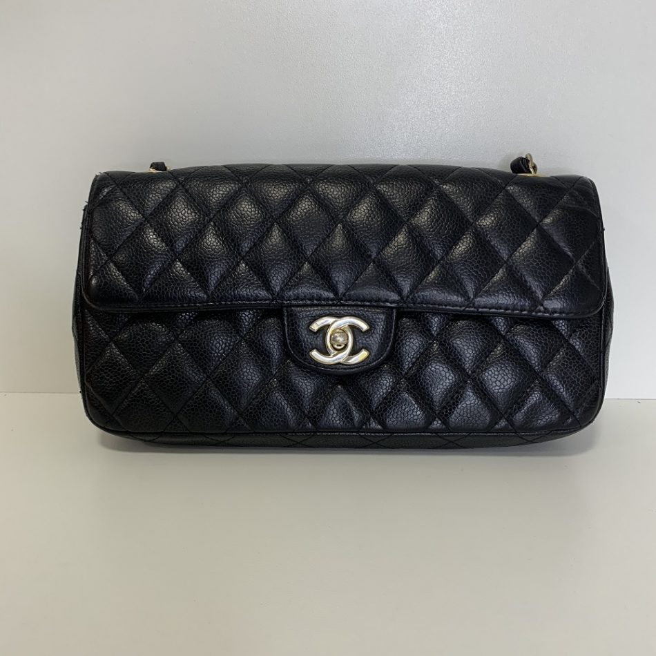 Chanel clássica preta alça média - Top Luxo